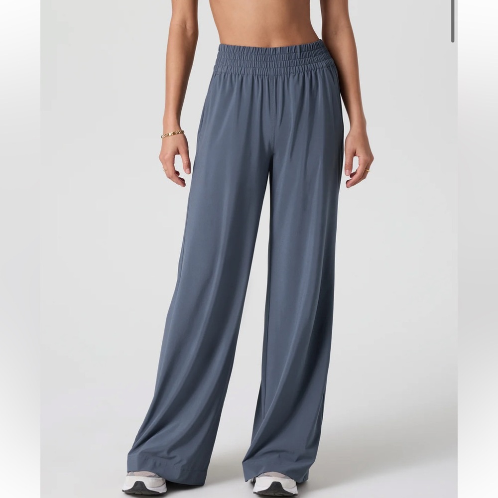 Vuori Villa Wide-Leg Pants in Azure Blue size XXS